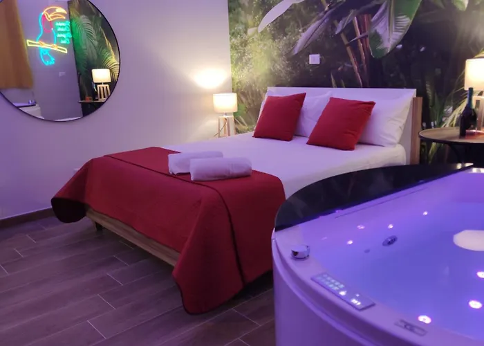 Maison Tropical 2 - Apulian Experience 아파트 노이카타로