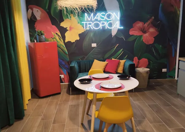Maison Tropical 2 - Apulian Experience דירה נויקאטארו