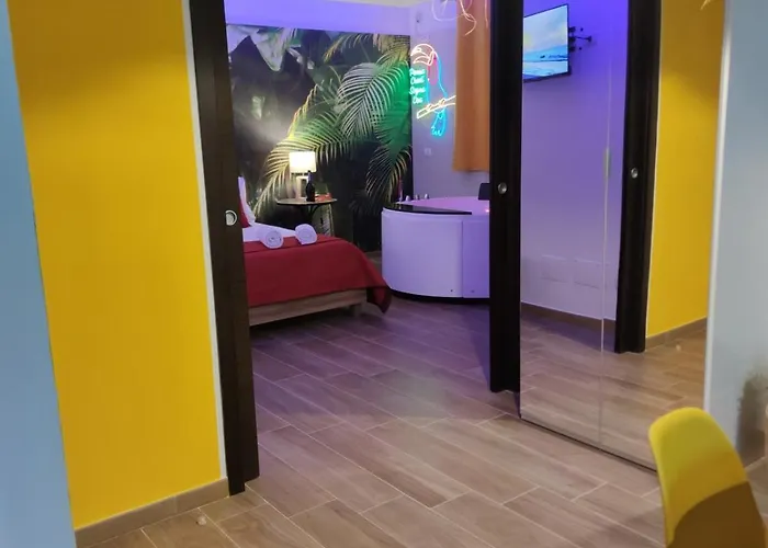 Maison Tropical 2 - Apulian Experience 公寓 诺伊卡塔罗